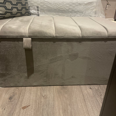 Montana blanket box 124 cm custom made in choice of velvet colours save 10%.
