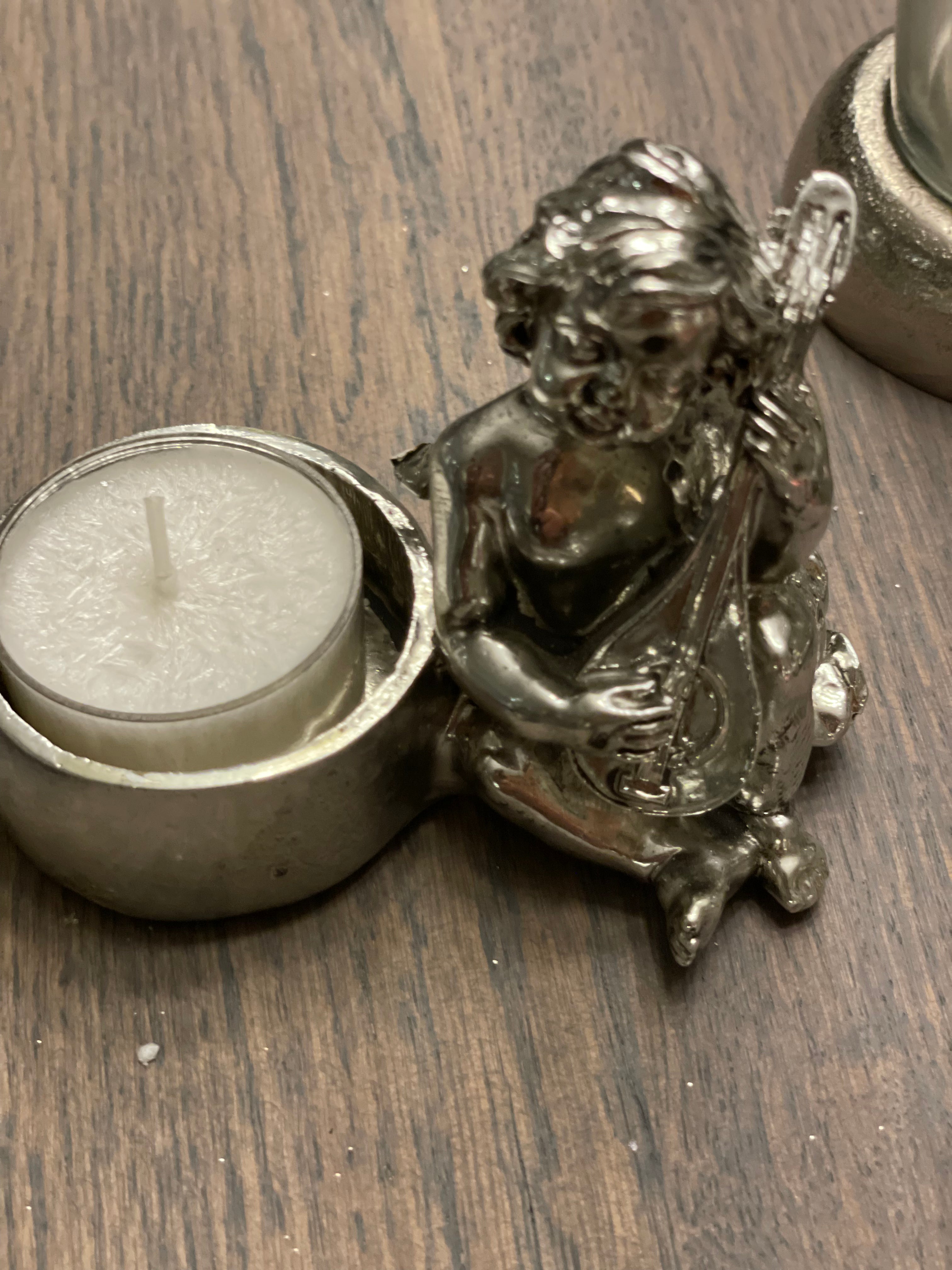 Christmas Cherub tea light holder