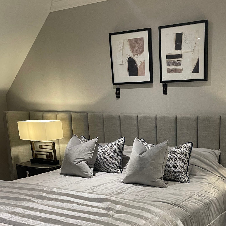 Delta 2 superking w extra wide showstopper Dublin headboard and ottoman base save up to 50%