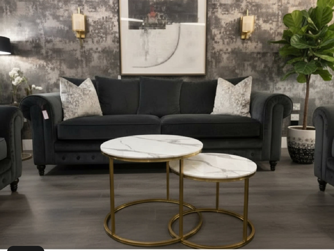 Titan XL 4 seater w SPLIT stunning sofa custom made by Whitemeadow reduced ex display