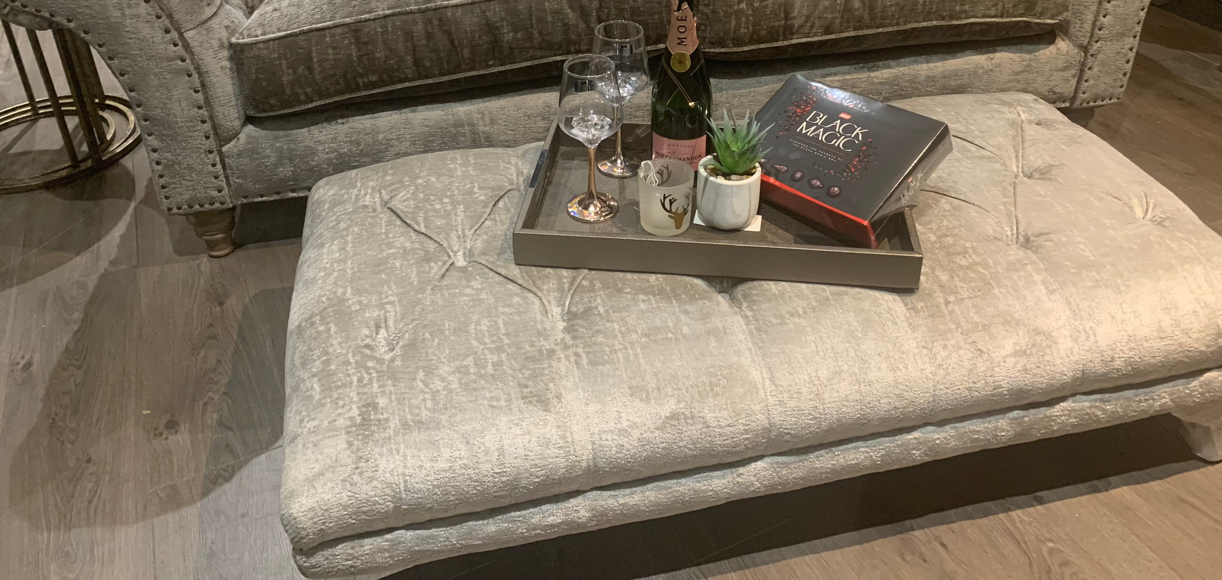 Keaton oversized sofa by WESTBRIDGE special ex showroom Marl fabric clearance deal Instore only