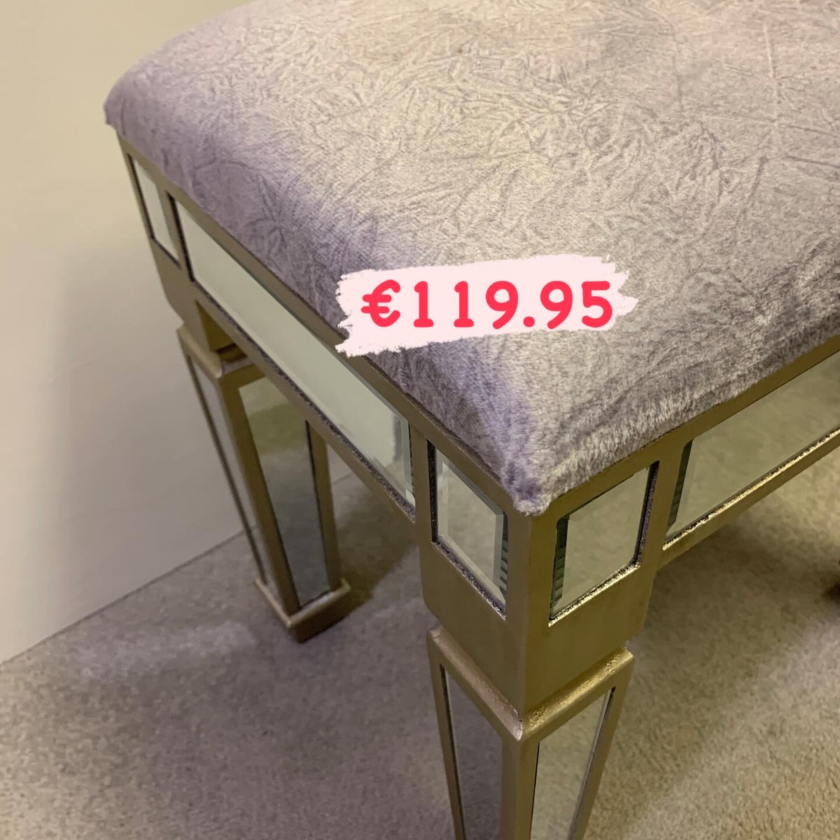 Mirrored Stool - Reduced