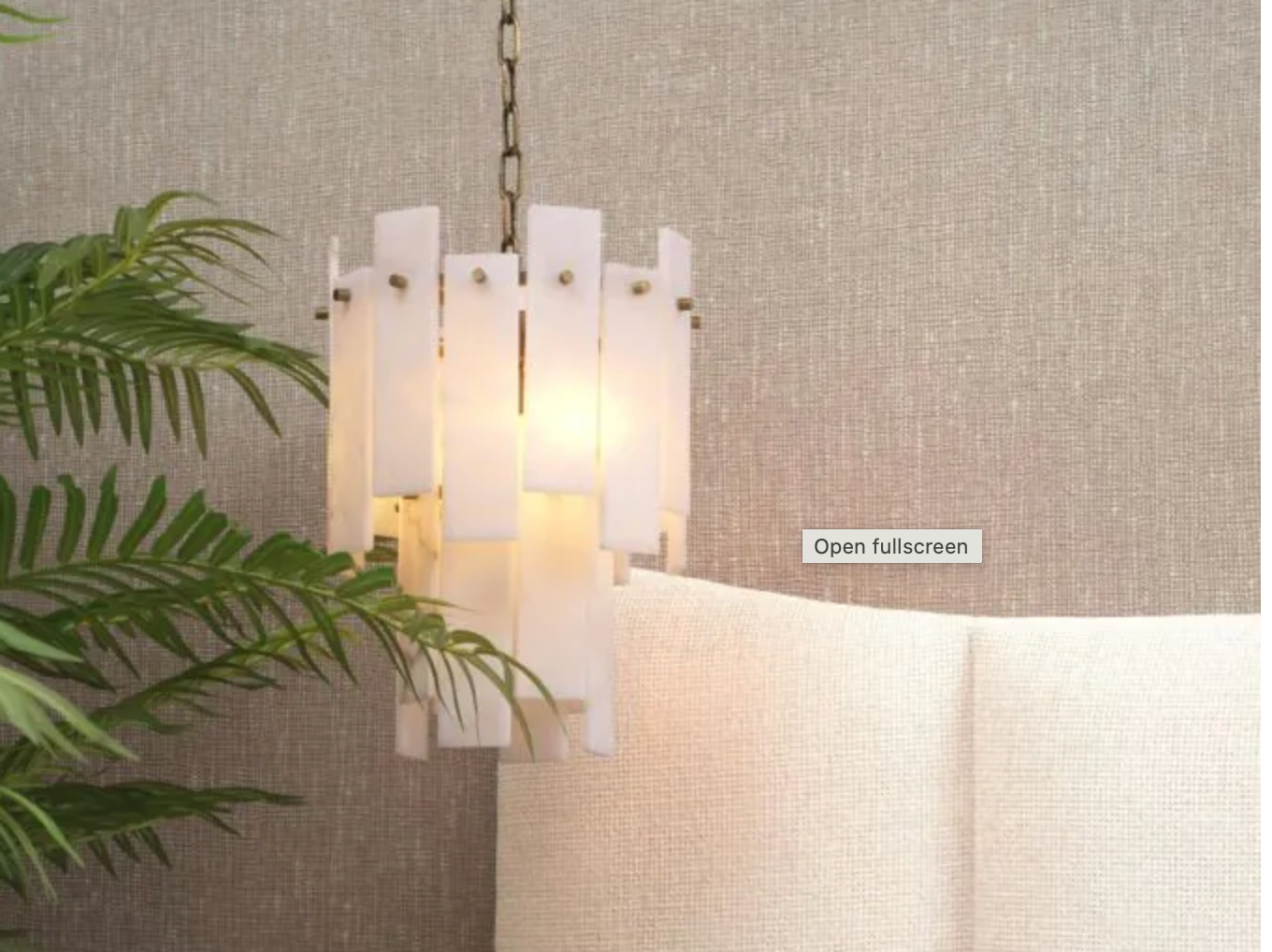 Chandelier Acevedo Alabaster | antique brass finish by Eichholtz