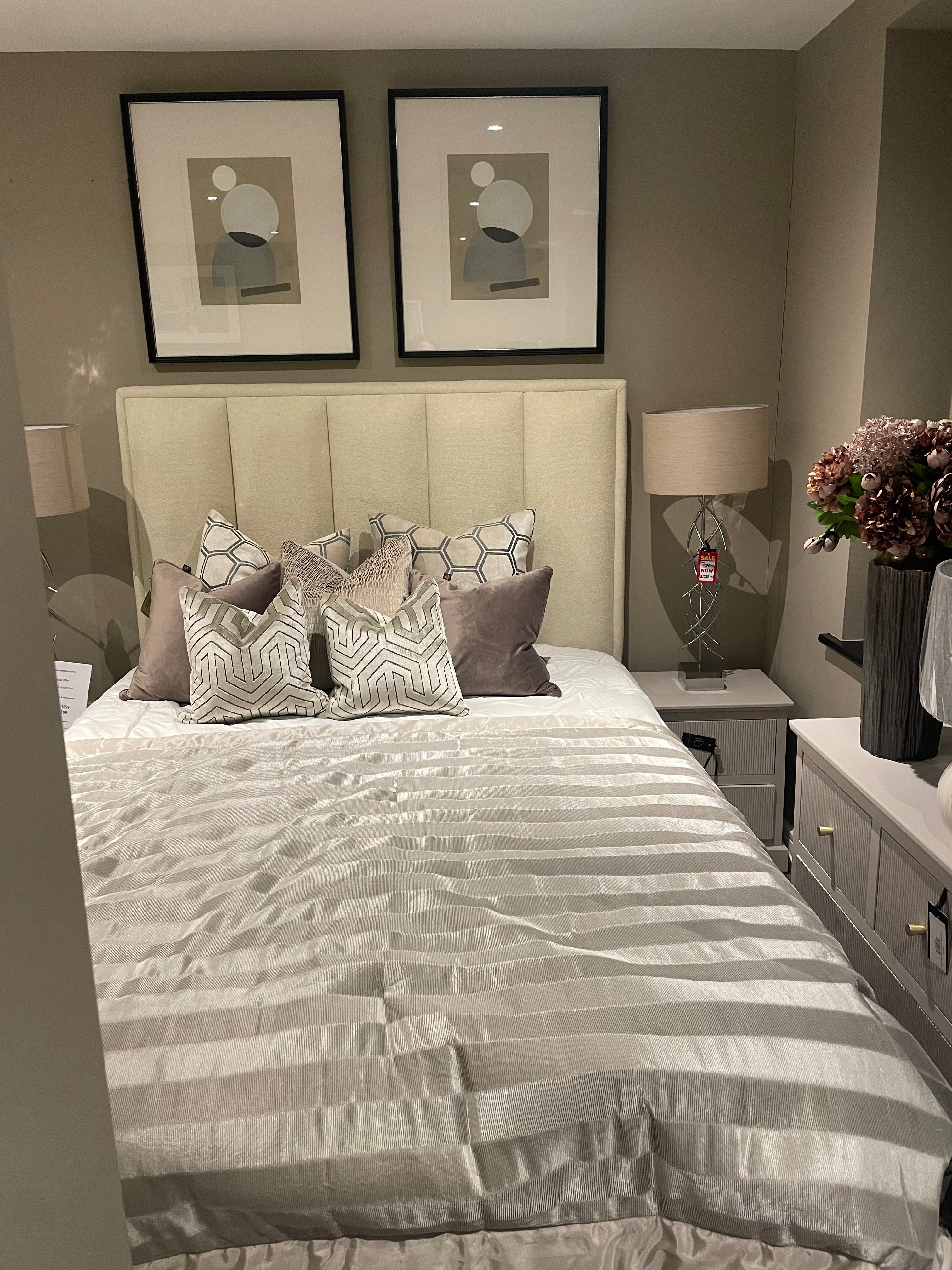 Abstract art Limited Edition La Femme-Renaissance Design Studio