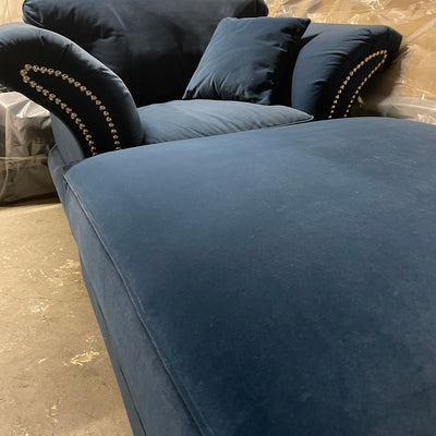 Bellini loveseat   fabulous and reduced ex showroom