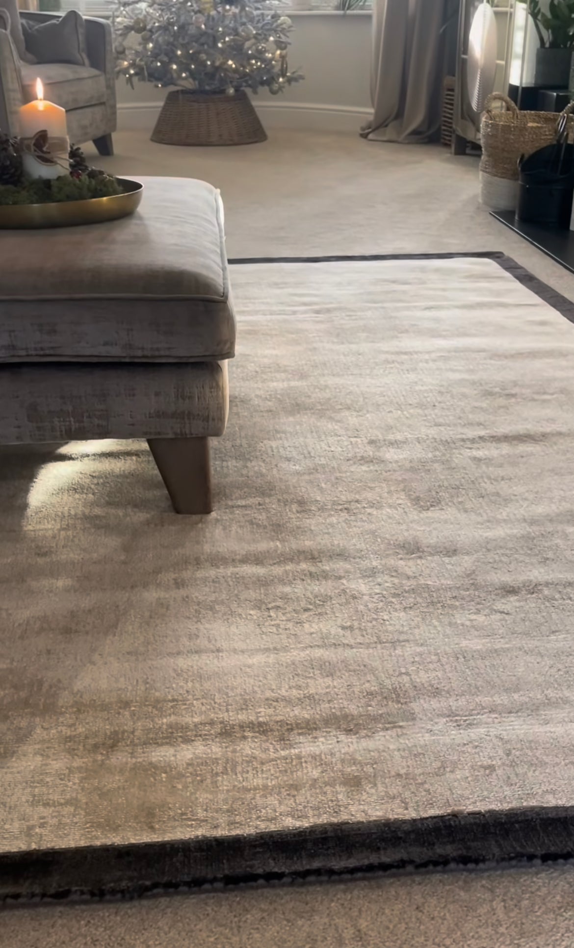 Blade Border Rug in several colour combos-Renaissance Design Studio