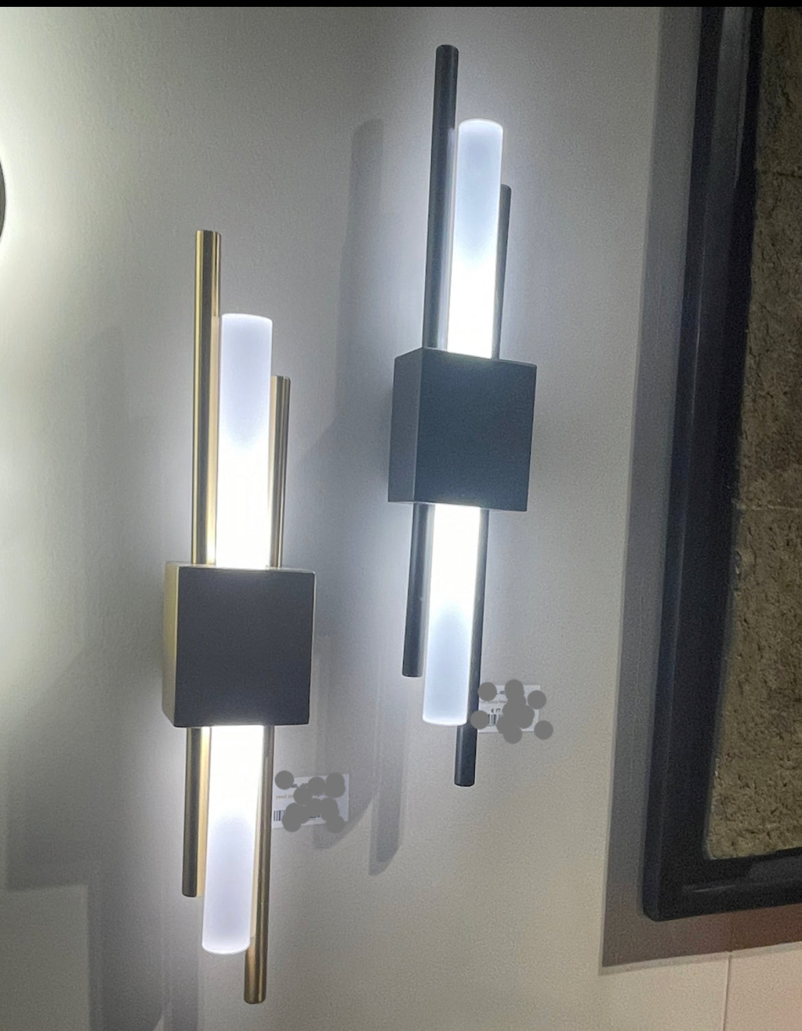 Contemporary Nio Wall light in gold or black-Renaissance Design Studio