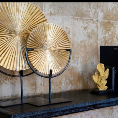 Dylan Gold Plate on Black Stand