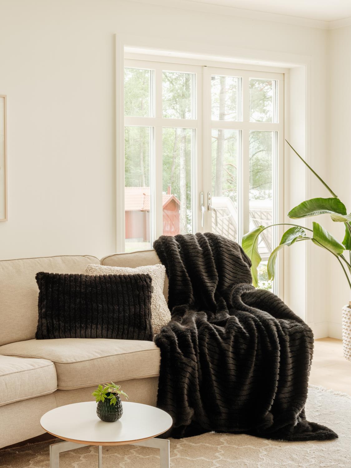 Grace faux fur throw Ivory or Black 140 x 220 cm-Renaissance Design Studio