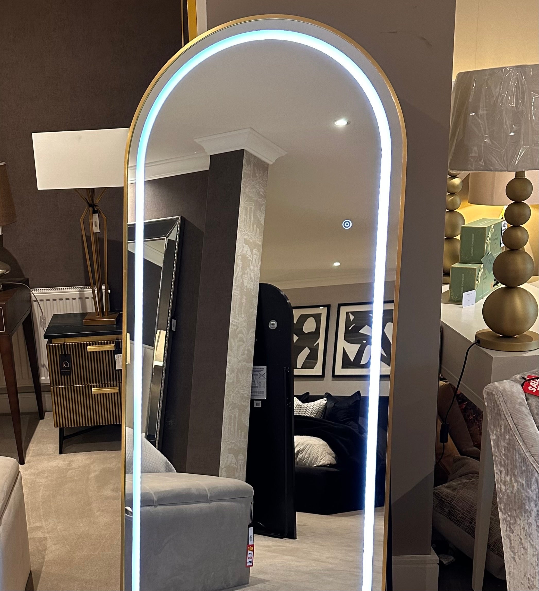 Hugh Cheval 160cm Arch Mirror With LED lighting Gold Nett Special-Renaissance Design Studio