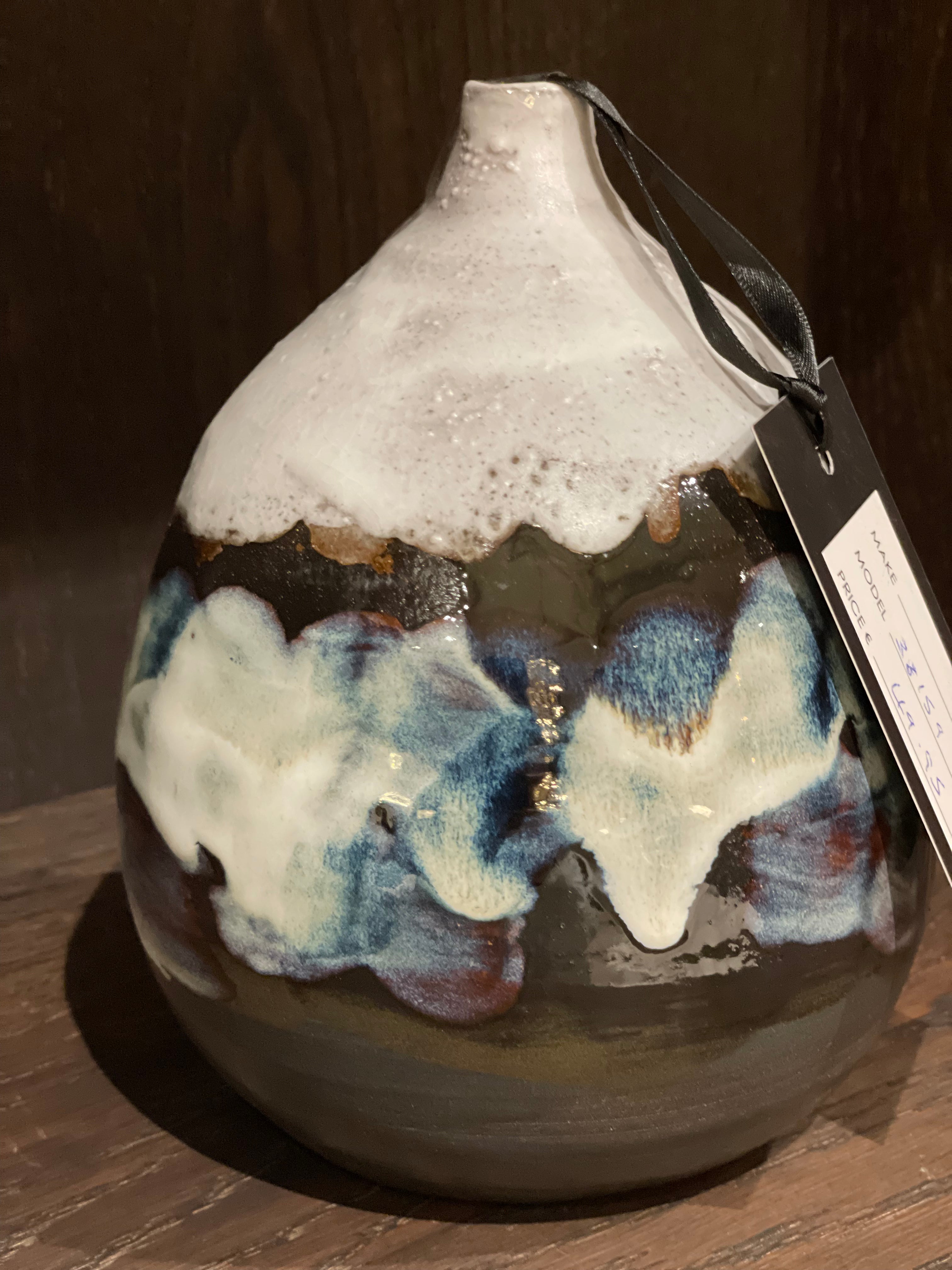 Inti vase earthenware-Renaissance Design Studio