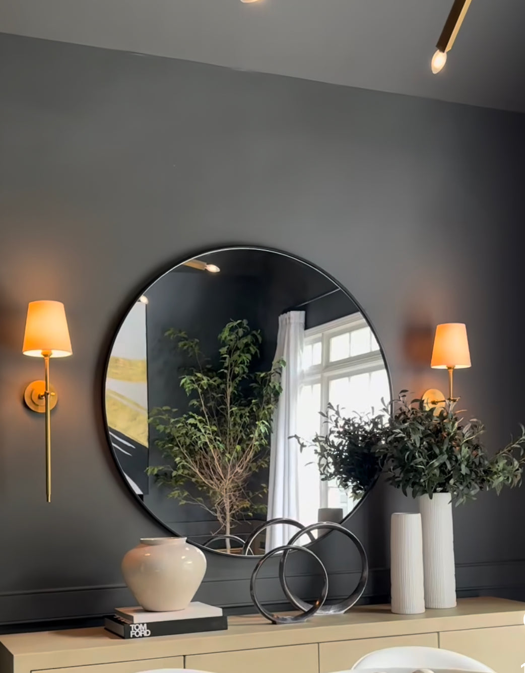 Kensington 120 cm round black mirror reduced-Renaissance Design Studio