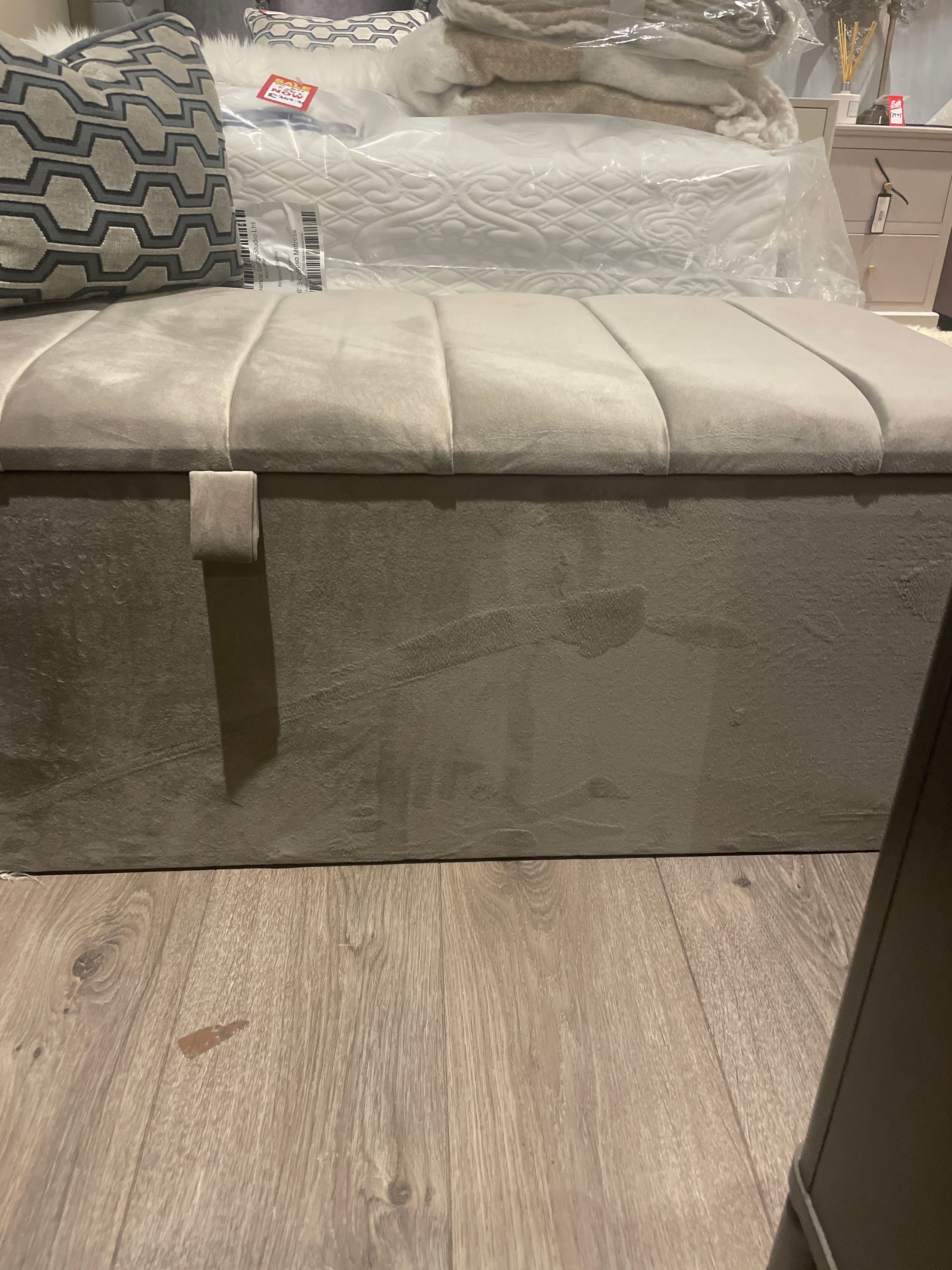 Montana blanket box 124 cm custom made in choice of velvet colours save 10%.-Renaissance Design Studio