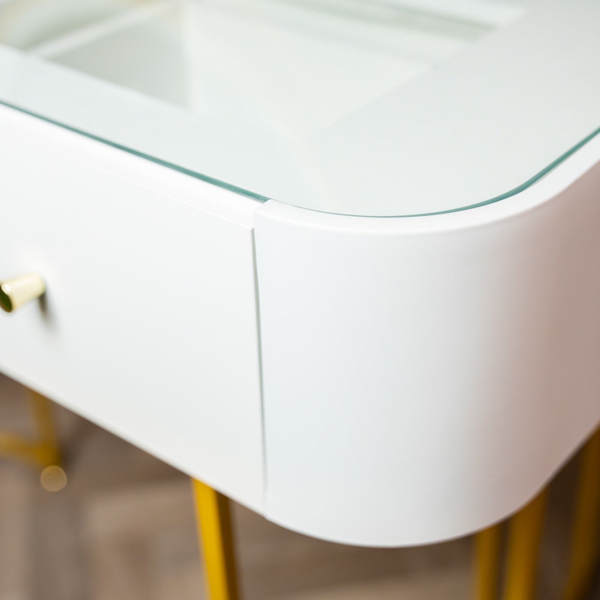 Karl dressing table w 3 drawers NEW ! by tara