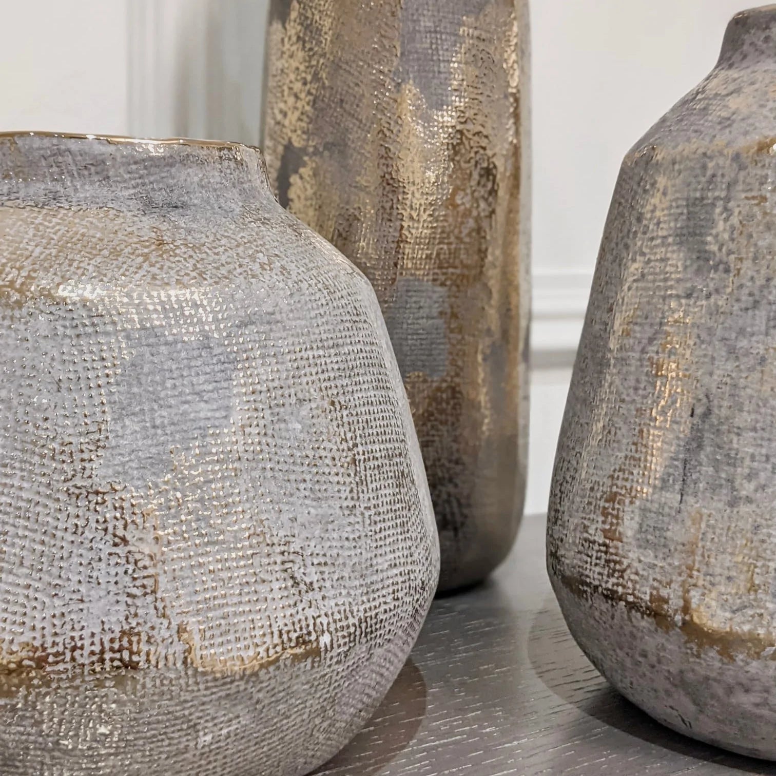 Oracle abstract Vase-Renaissance Design Studio