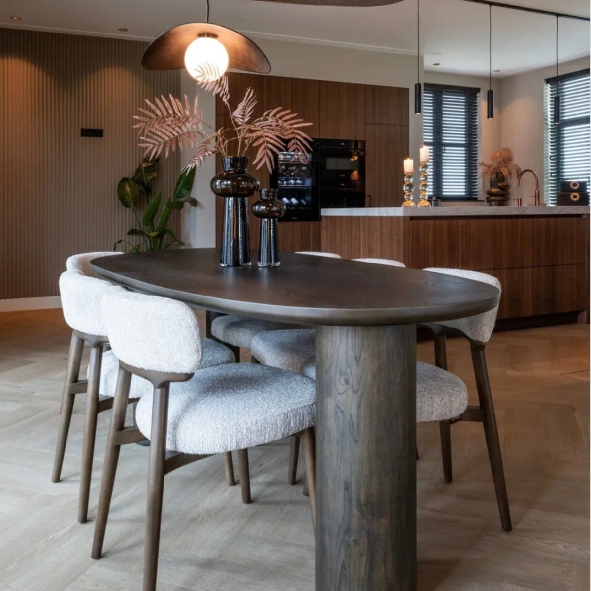 Dining Table Ellie by Richmond