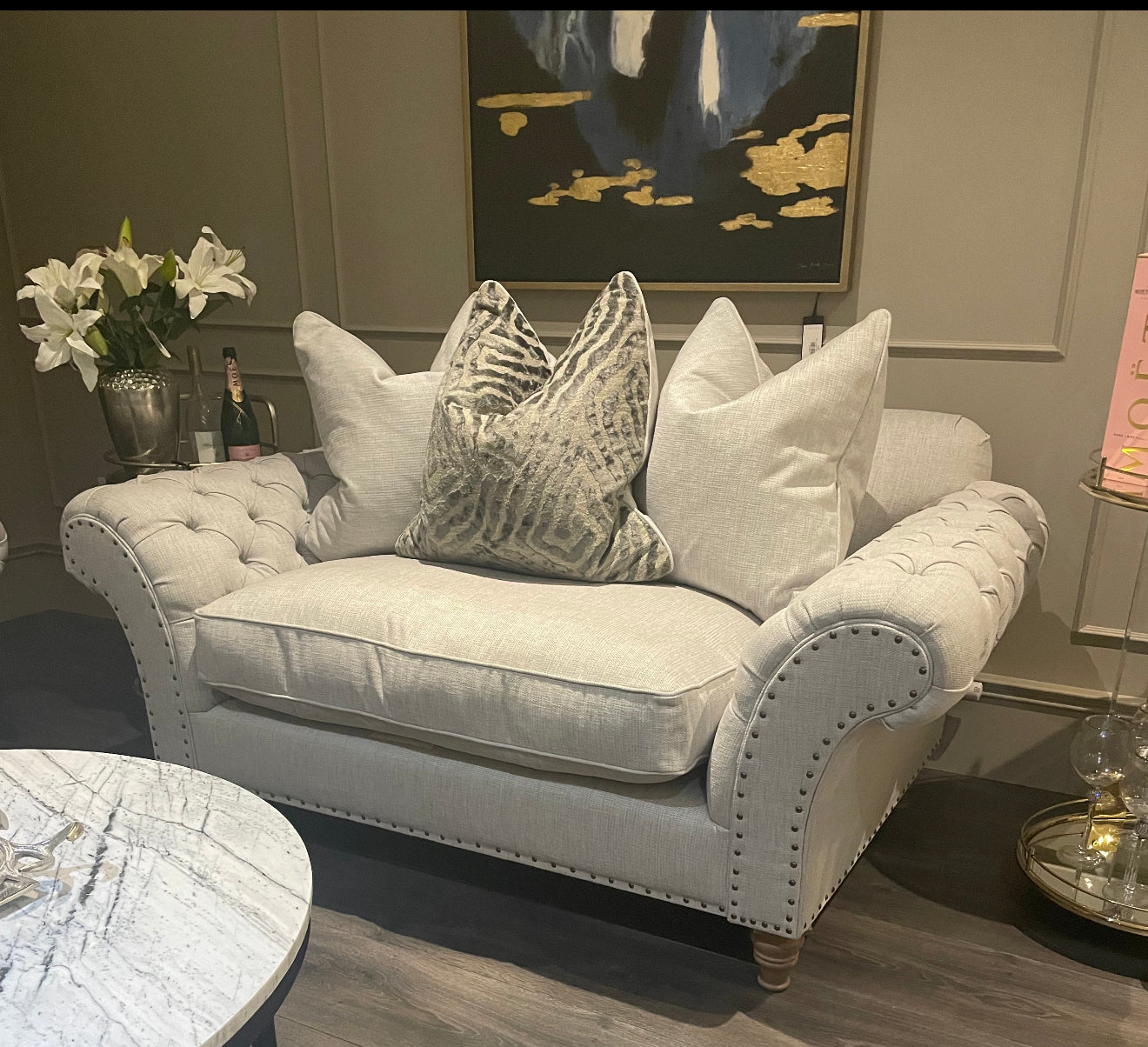 Westbridge Keaton sofa XL plus Loveseat  in Jersey flannel.. Available with 34% off !