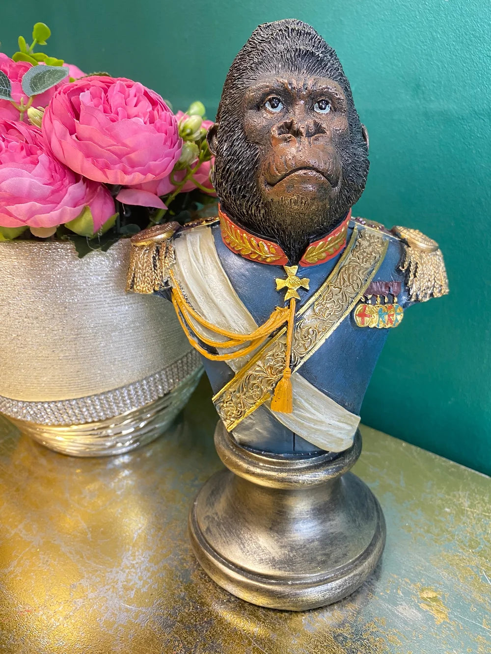 Gentry gorilla bust blue