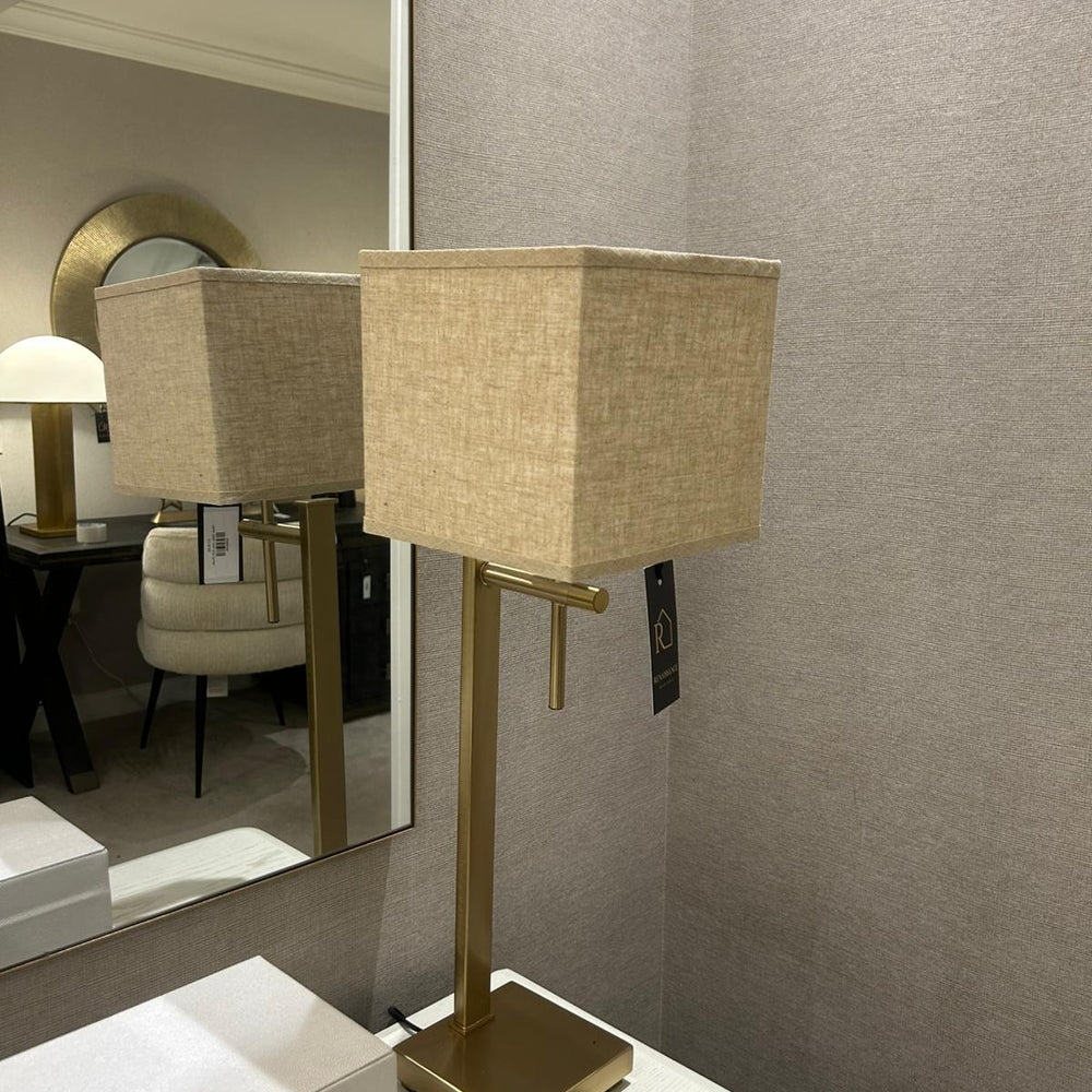 Oliver Table Lamp With Shade