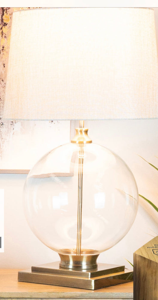 Amelia table lamp brass and glass