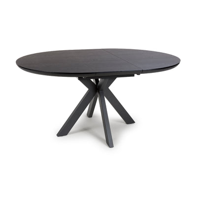 Belvedere  Round to oval dining table 120-160 cm.