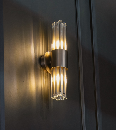 Camden Club Bronze wall light