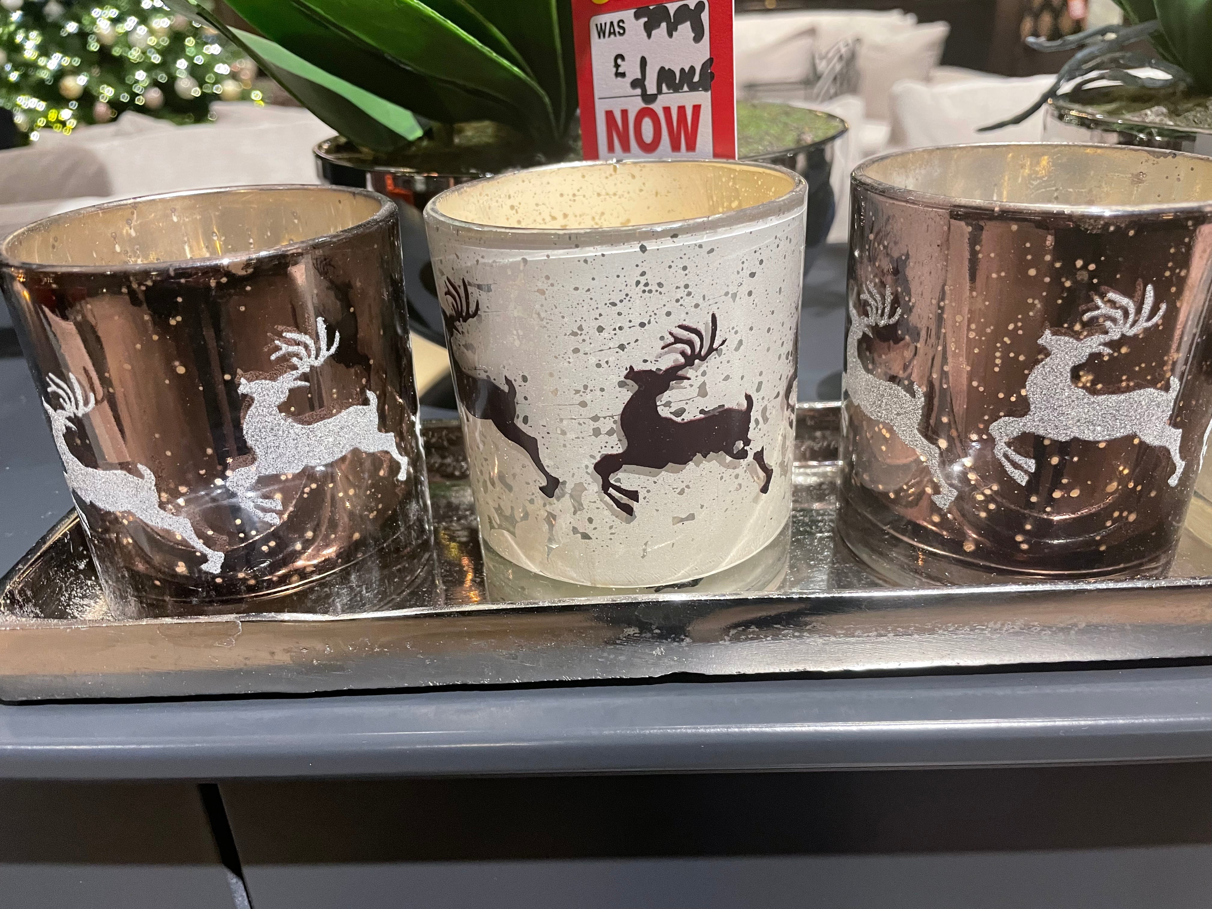 Christmas seasonal voitive with Deer 8 cm REDUCED-Renaissance Design Studio