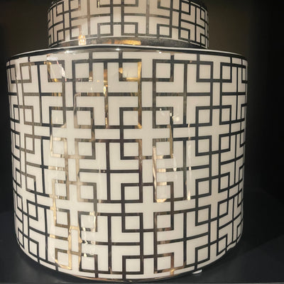 Ginger jar reduced