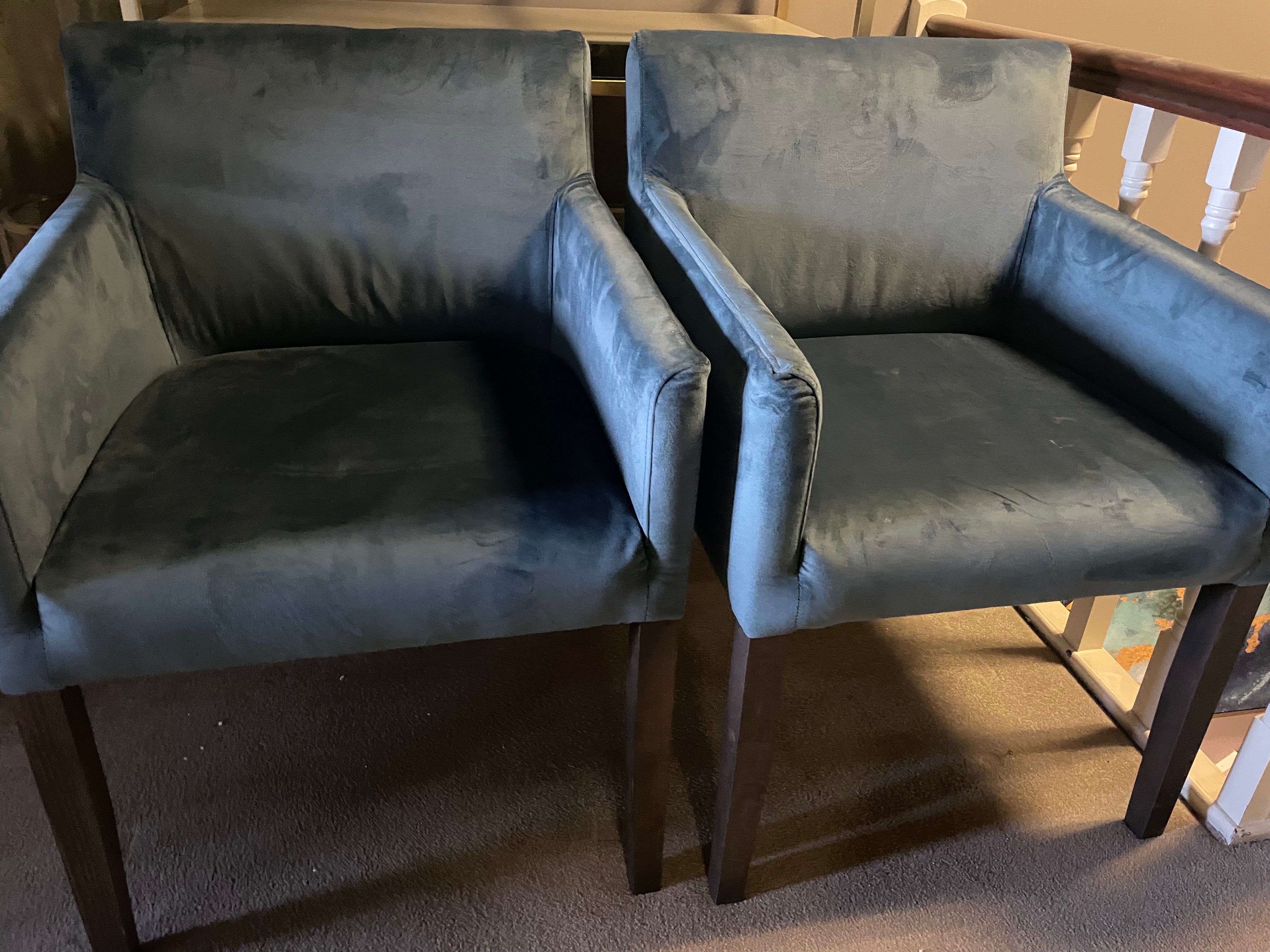 Jacki bespoke carver dining chairs with 50% off . Price is for a set of 8-Renaissance Design Studio