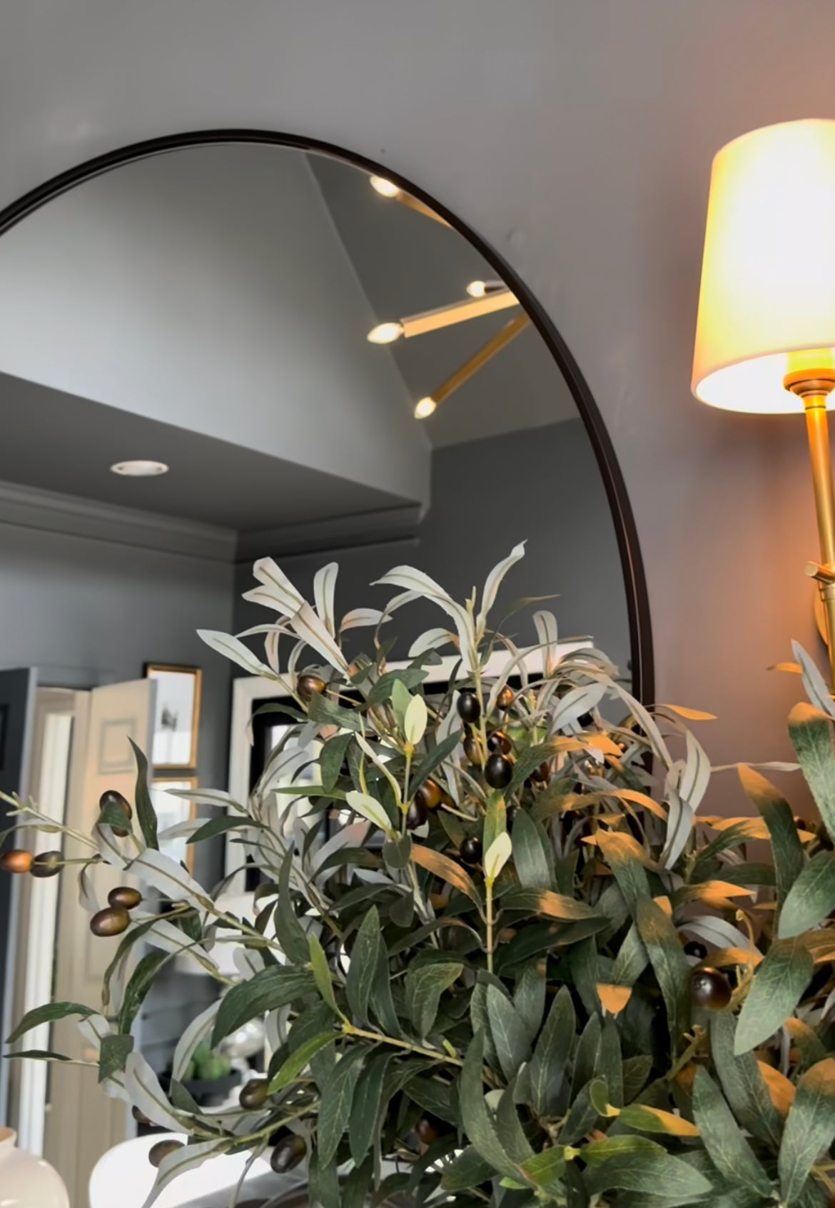 Kensington 120 cm round black mirror reduced-Mirrors-Renaissance Design Studio