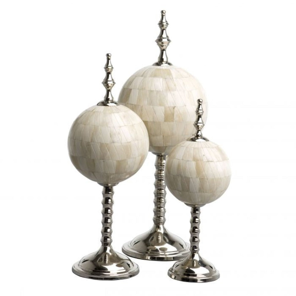 Leonardo set of 3 bone deco pieces  by Eichholtz