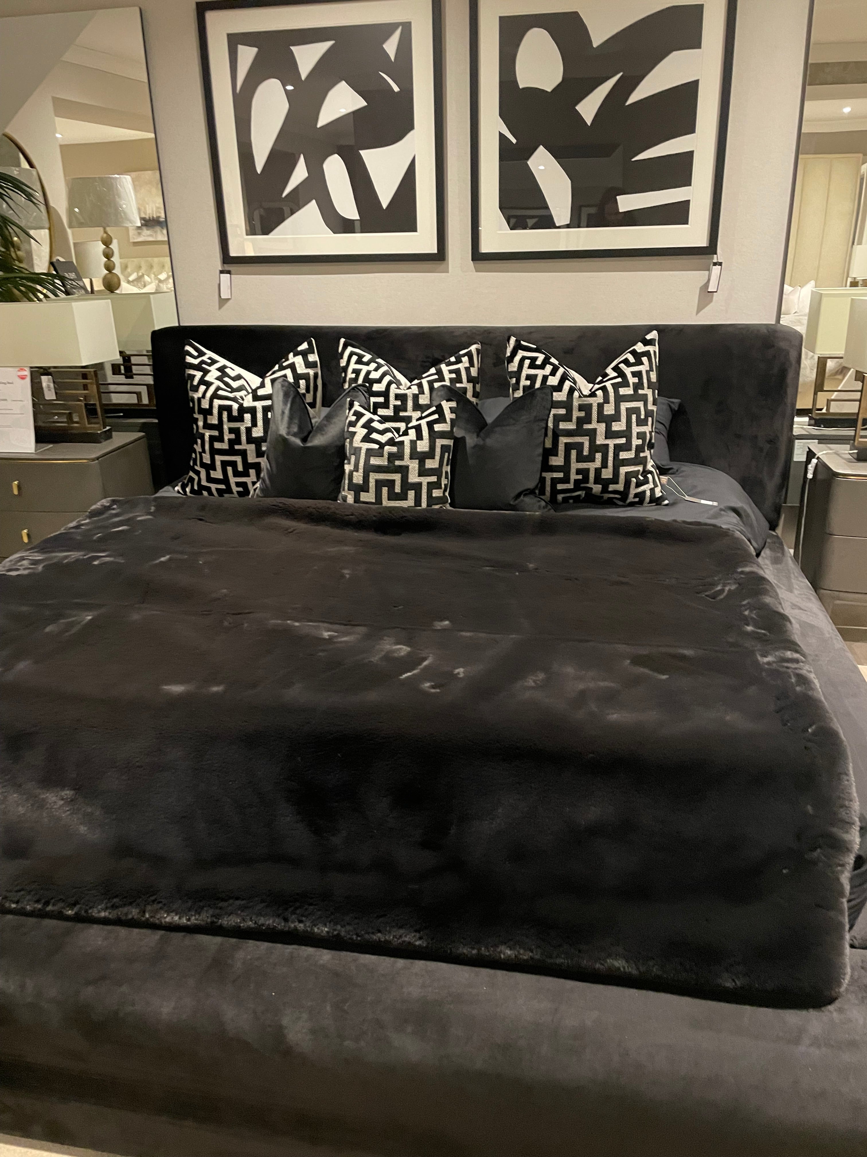 Luxurious Rachel Faux Fur Large 180 x 150 cm in Black-Renaissance Design Studio