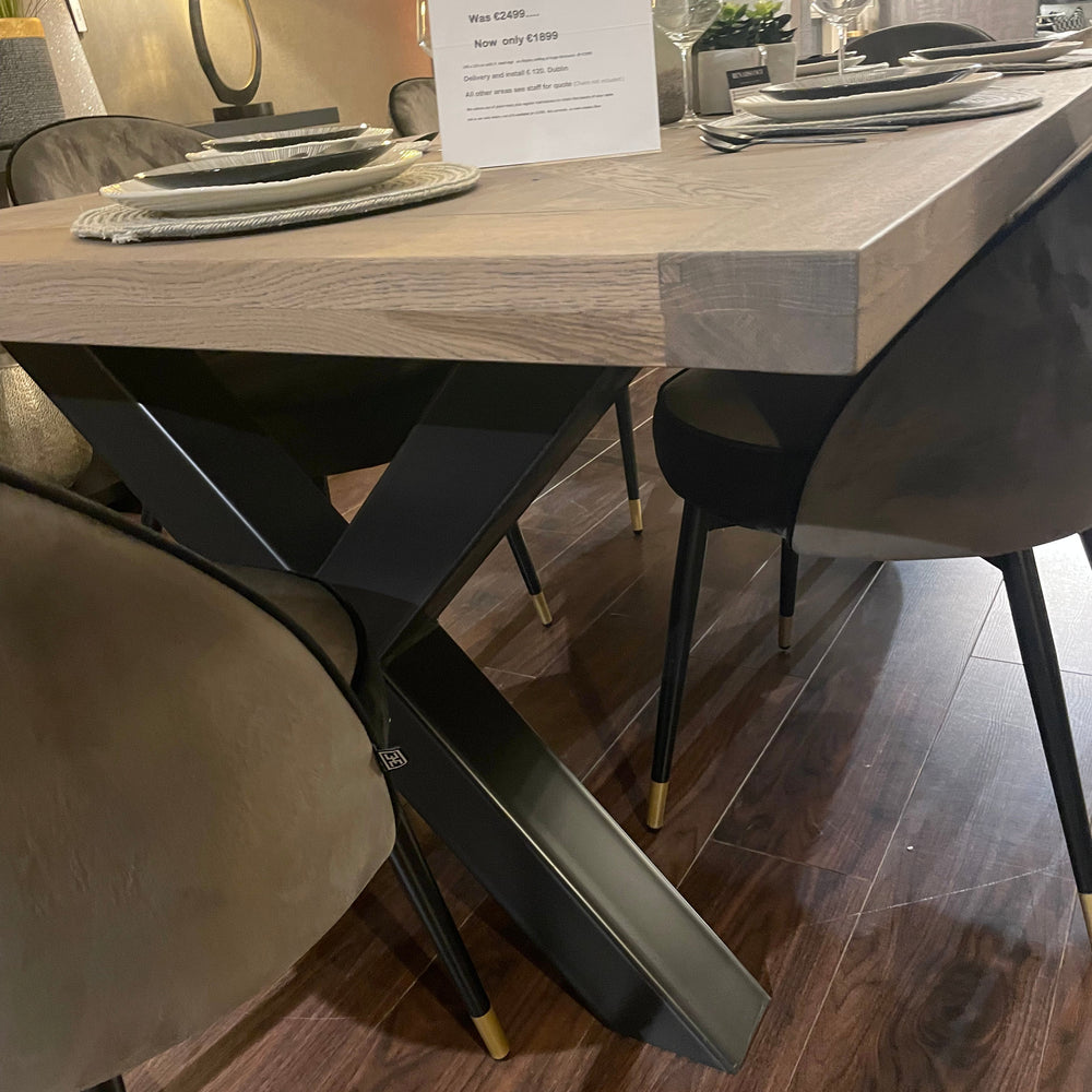 Montmarte  X Large  and wide herringbone oak  6 cm semi solid dining table REDUCED clearance almost half price
