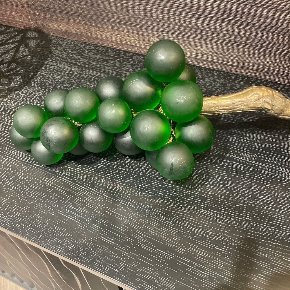 Object French  green Grapes by Eichholtz ex showroom . Reduced by €100