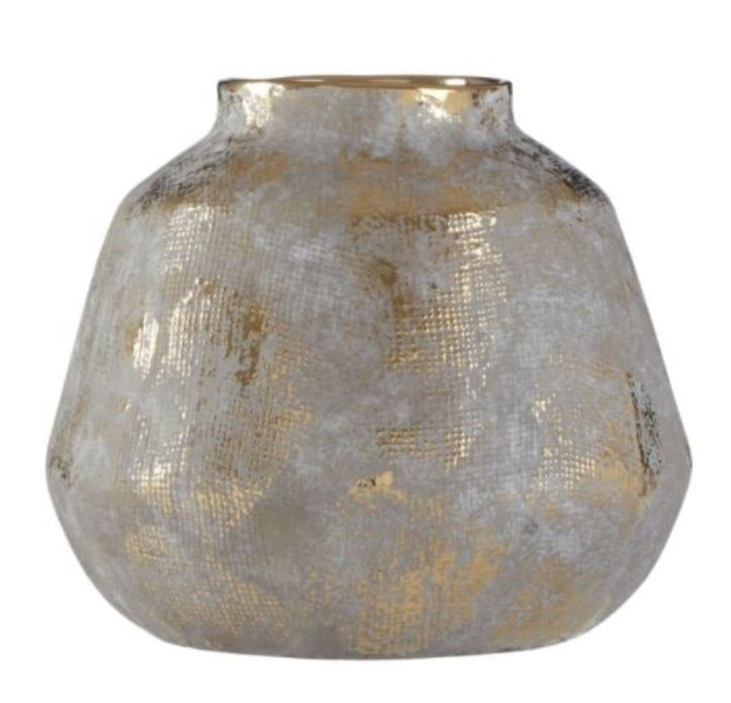 Oracle abstract Vase-Renaissance Design Studio