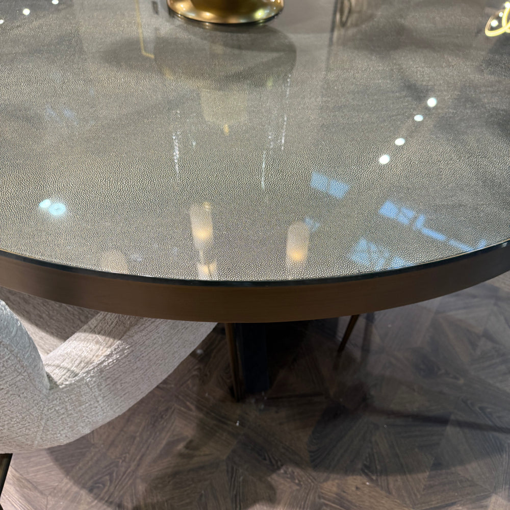 Renaissance Beaumont  140 cm dining table with  additional glass top fabulous !