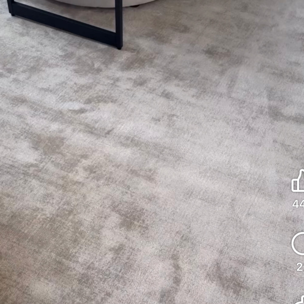 Renaissance Blade rug in a variety of sizes