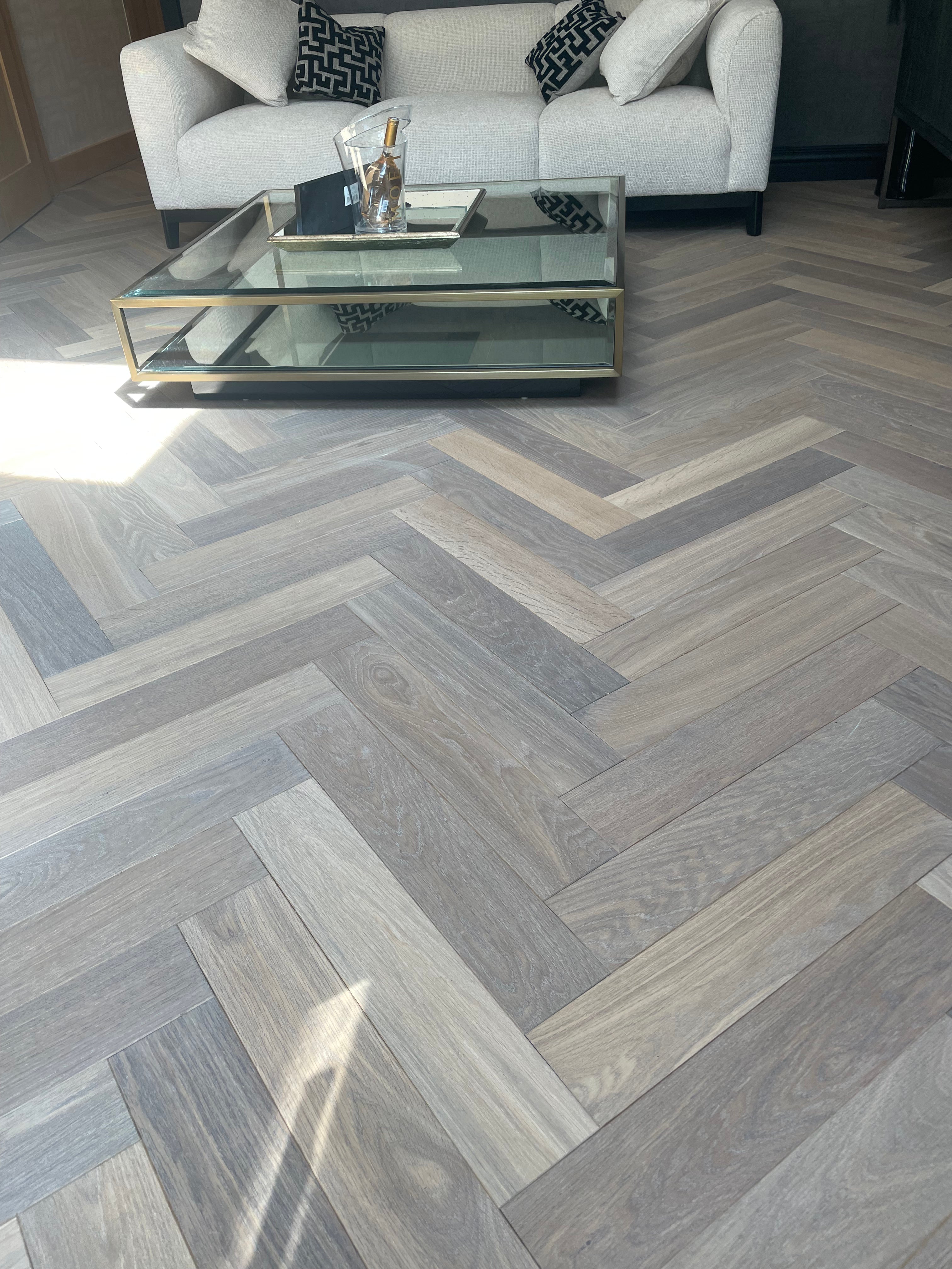 Renaissance Manolete 19 mm Smoked Oak herringbone-Renaissance Design Studio