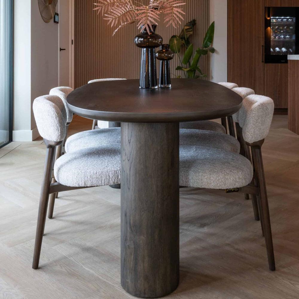 Dining Table Ellie reduced by Richmond