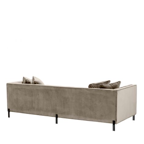 Sienna sofa by Eichholtz.