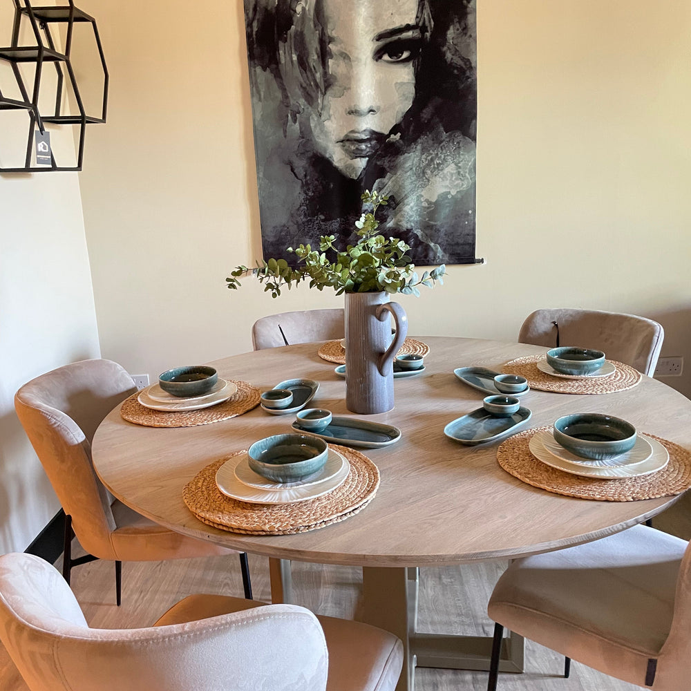 Versailles Solid Oak round table bespoke