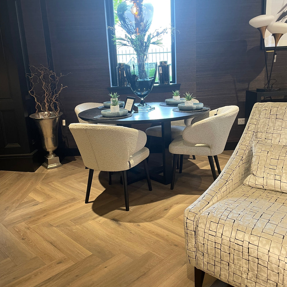 Versailles Solid Oak round table bespoke