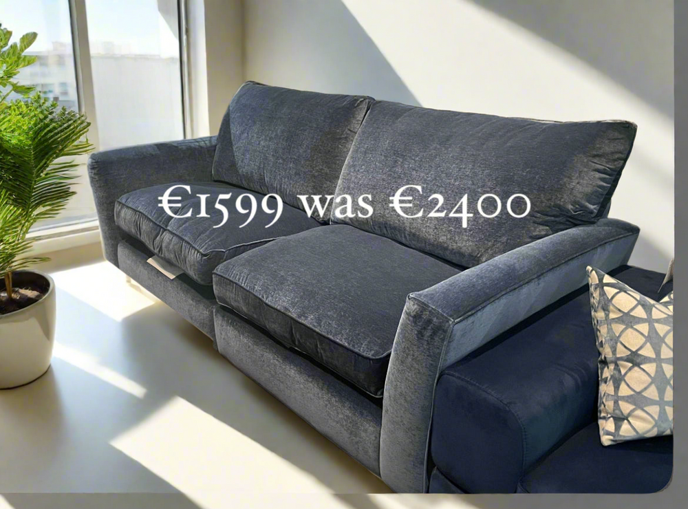Westbridge Maxwell super sofa in Kyra  Indigo fabric stock model reduced last one !