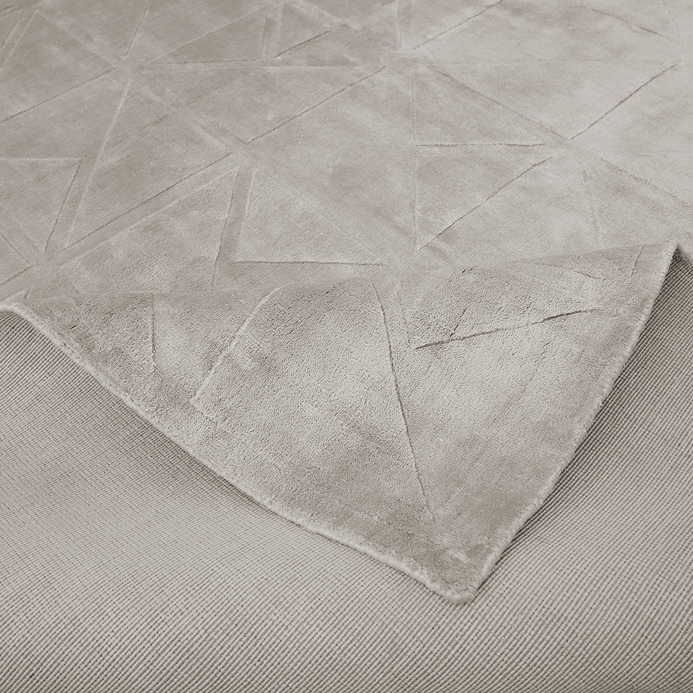 Yuna beige rug